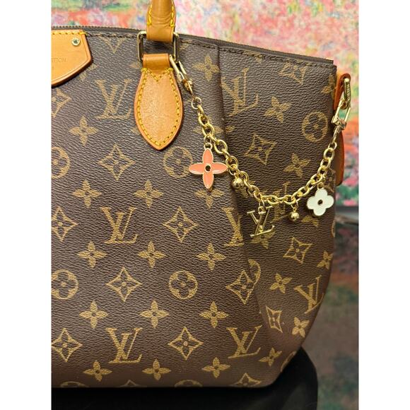 Gorgeous Handmade Designer Bag Purse Charm Keychain - Picture 5 of 8